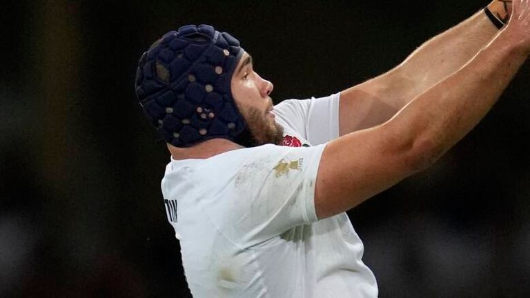 England forward George Martin rises to win a lineout during the Rugby World Cup Pool D match between England and Samoa at the Stade Pierre Mauroy during this year's tournament. (AP Photo/Themba Hadebe)