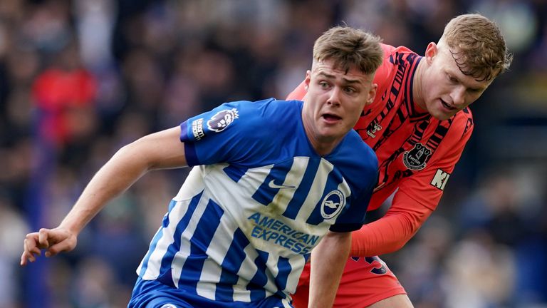 Brighton's Evan Ferguson (left) and Everton's Jarrad Branthwaite battle for the ball