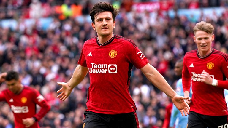 Harry Maguire celebrates doubling Man Utd&#39;s lead