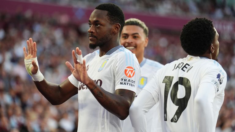 Aston Villa&#39;s Jhon Duran celebrates scoring their side&#39;s second goal of the game