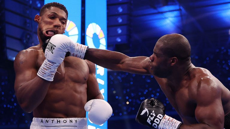 An unedited image of Daniel Dubois thunderous punch that floored Anthony Joshua (Picture By Mark Robinson Matchroom Boxing)