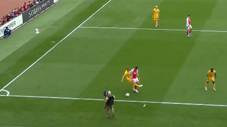 But even by the time Veltman makes contact with him, the ball has travelled only a couple of yards at most