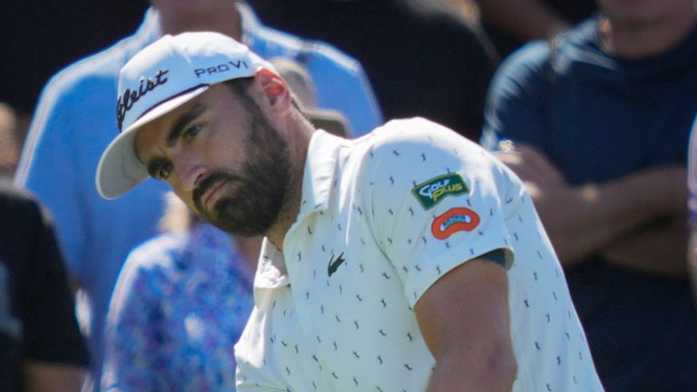 Antoine Rozner of France plays a shot on the 1st green during the second round of World Tour Golf Championship in Dubai, United Arab Emirates, Saturday, Nov. 16, 2024. (AP Photo/Altaf Qadri)