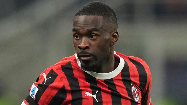 AC Milan's Fikayo Tomori during the Serie A match between AC Milan and Roma