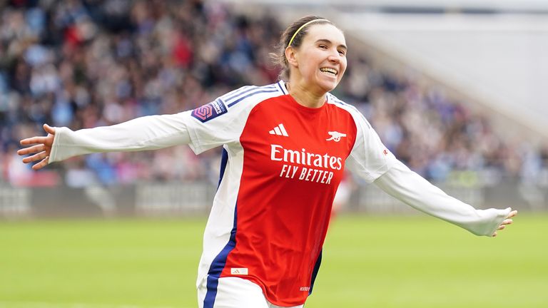 Arsenal's Mariona Caldentey celebrates scoring the opening goal