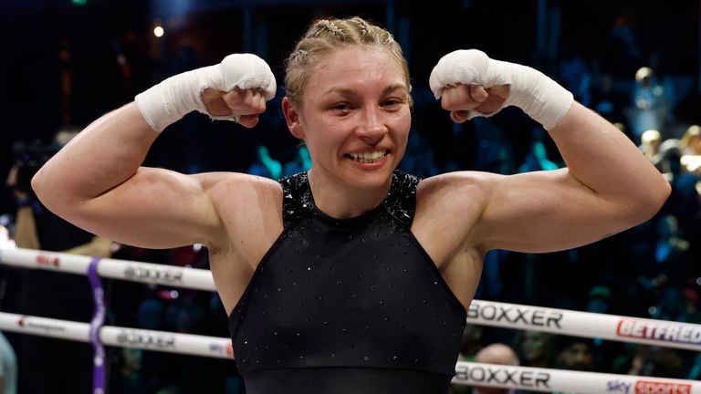 NATASHA JONAS V LAUREN PRICE.UNSTOPPABLE, BOXXER.PIC LAWRENCE LUSTIG/BOXXER.(PICS FREE FOR EDITORIAL USE ONLY).ROYAL ALBERT HALL  7/3/2025.WORLD WELTERWEIGHT CHAMPIONSHIP UNIFICATION.NATASHA JONAS V LAUREN PRICE