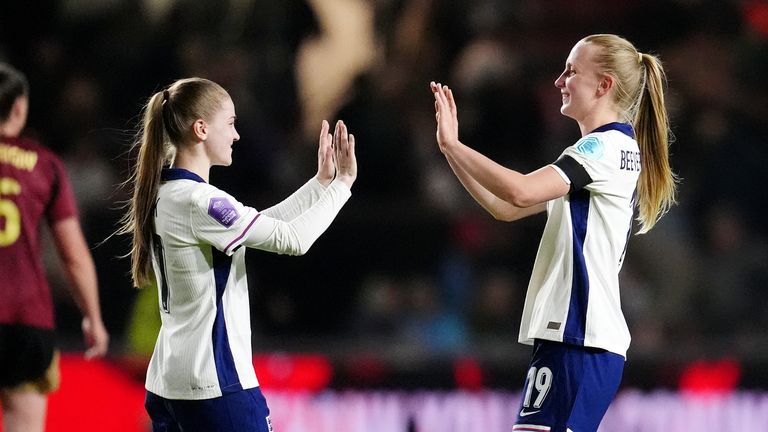 England's Aggie Beever-Jones (right) and England's Jess Park celebrate 