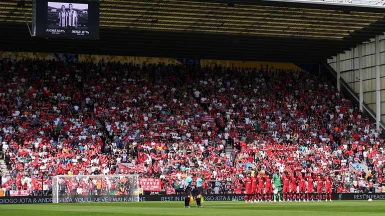 Preston North End and Liverpool players hold a moments silence in honour of Diogo Jota ahead of kick-off
