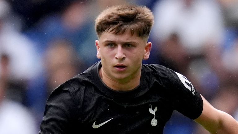 Tottenham Hotspur's Mikey Moore dribbling during a pre-season friendly match