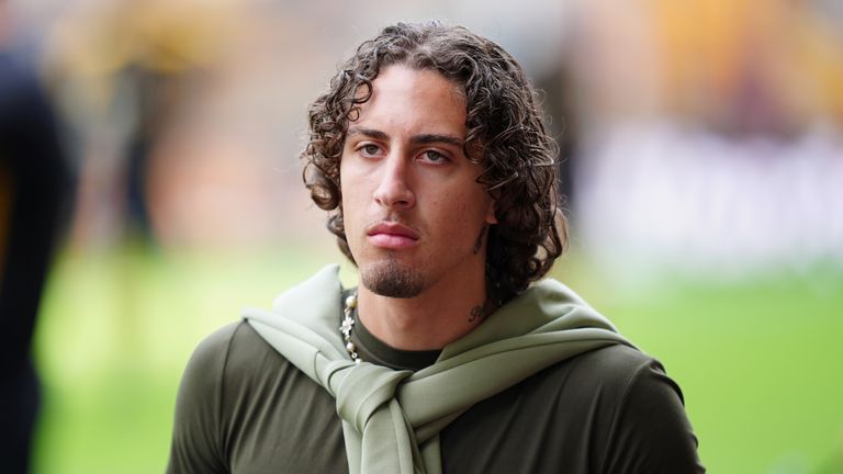 Wolves striker Fabio Silva is nearing a move to Borussia Dortmund
