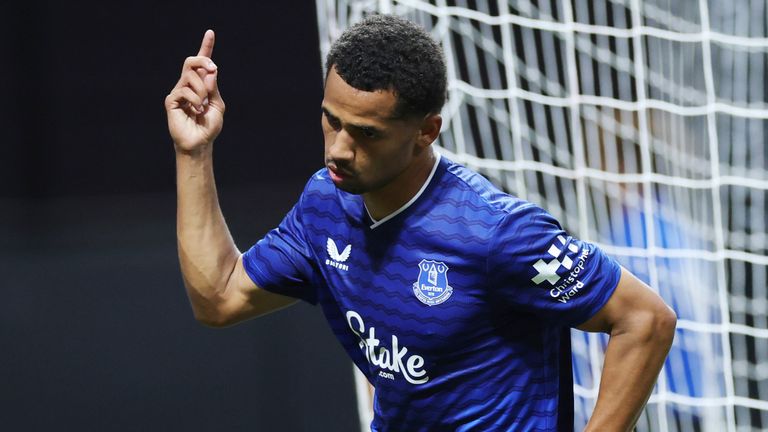 Iliman Ndiaye equalised for Everton against Man Utd
