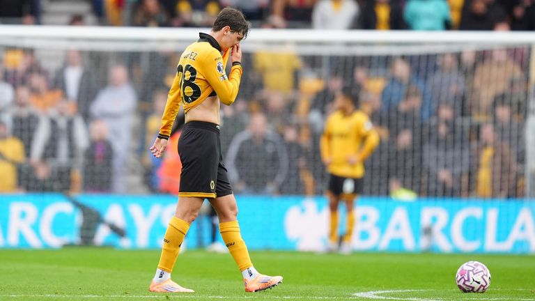 Fer Lopez looks on dejected at Molineux