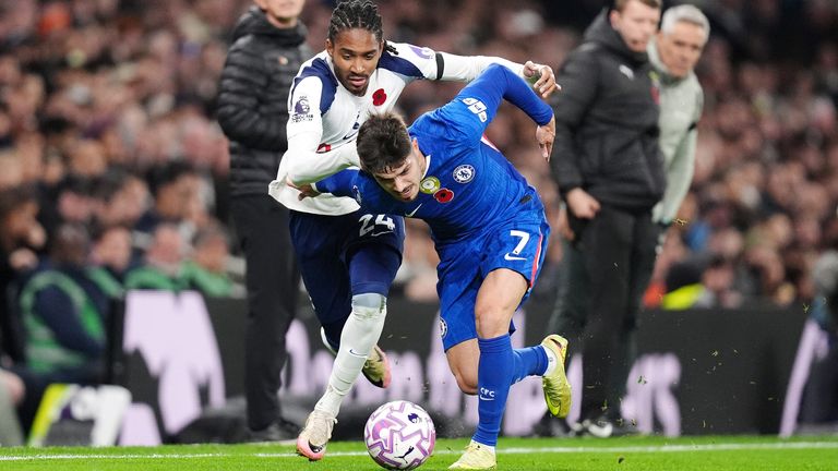 Pedro Neto takes on Djed Spence