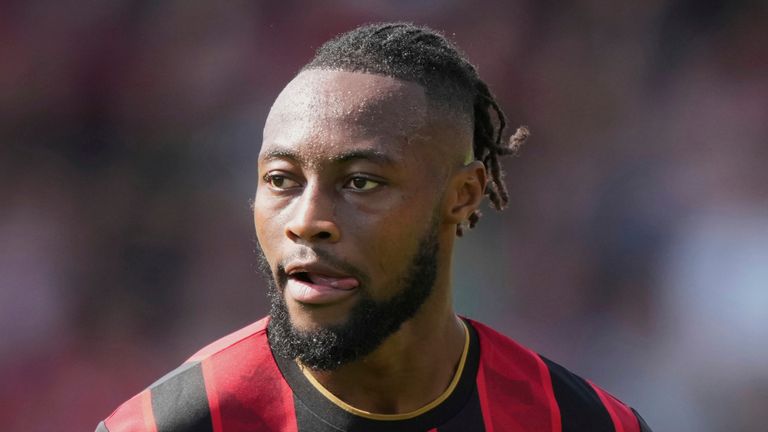 AFC Bournemouth's Antoine Semenyo in action during the English Premier League soccer match between Bournemouth and Wolverhampton Wanderers in Bournemouth, England, Saturday, Aug. 23, 2025. (AP Photo/Sean Ryan)