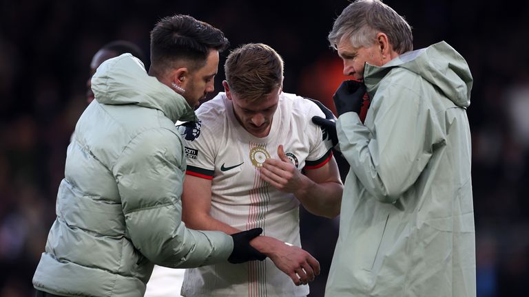 Liam Delap suffered a bad shoulder injury 