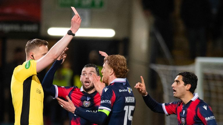 Dundee's Simon Murray (15) was sent off against Falkirk 