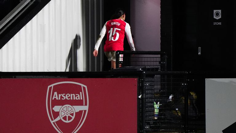 Olivia Smith feels like she let down her team-mates according to Renee Slegers after her red card.