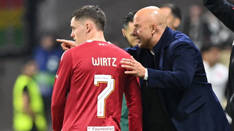 Liverpool boss Arne Slot issues instructions to Florian Wirtz