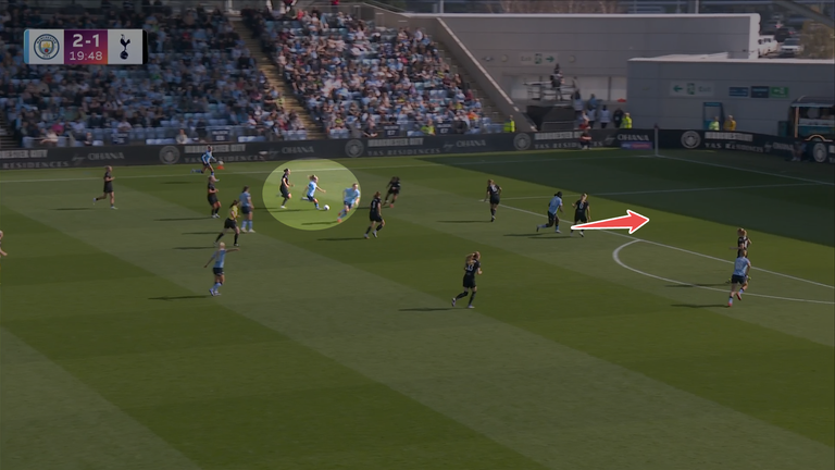 As Lauren Hemp drives with the ball, Bunny Shaw turns to run in behind