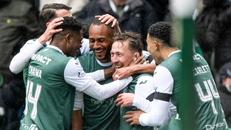 Hibernian's Felix Passlack (centre) celebrates scoring to make it 2-0 