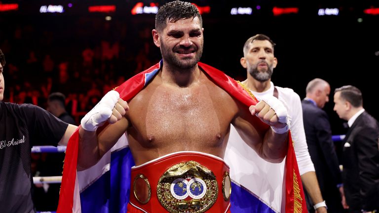 Hrgovic celebrates securing his IBF World Heavyweight title. Pic: PA