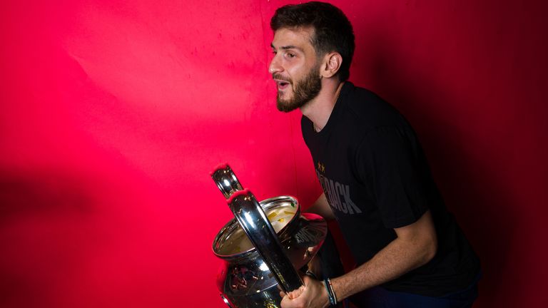 Khvicha Kvaratskhelia won the Champions League with PSG last season, beating Arsenal in the final
